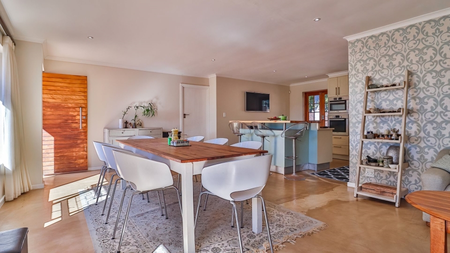 5 Bedroom Property for Sale in Miramar Eastern Cape